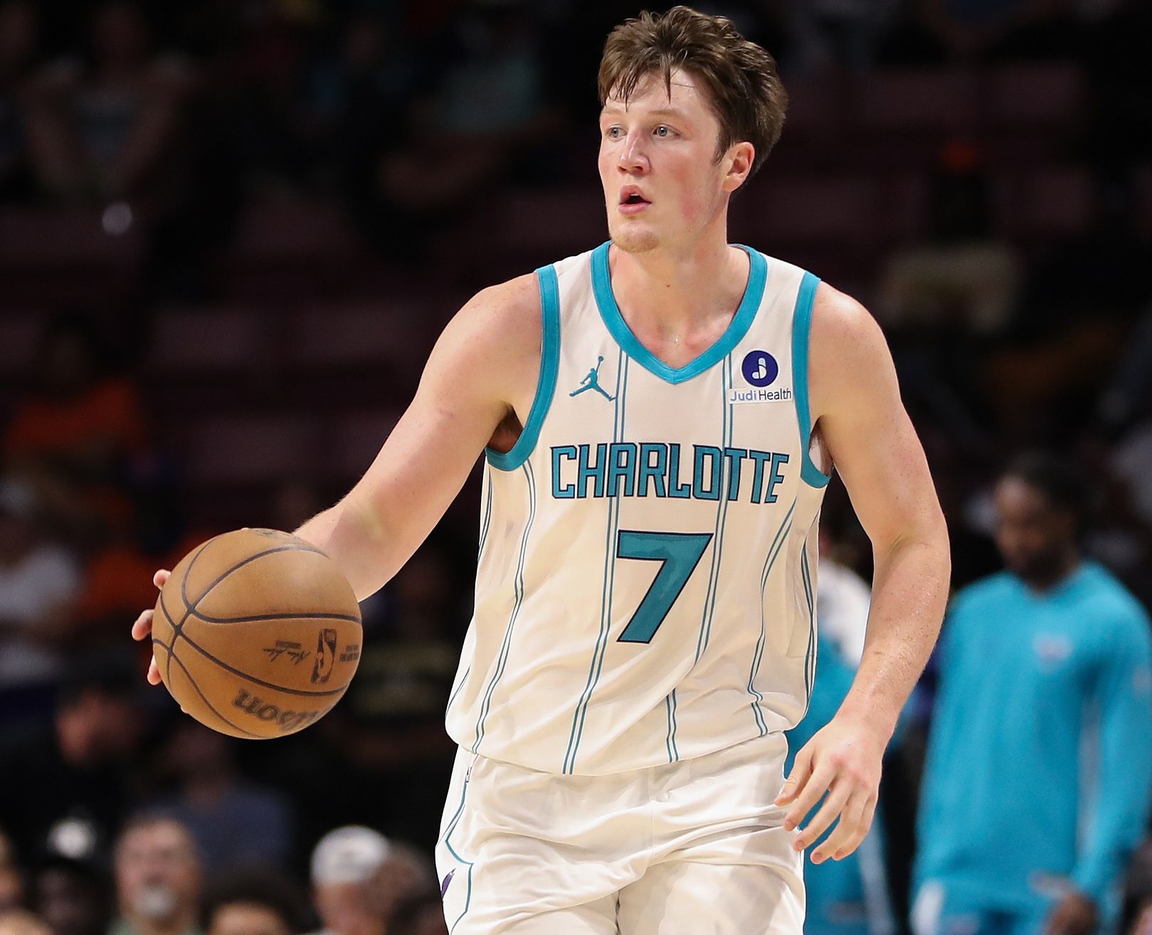 정말 좋은 눈이에요! 올해 호네츠가 선발한 세 명의 신인 선수는 여러 통계에서 리그 최고 수준에 속한다.
